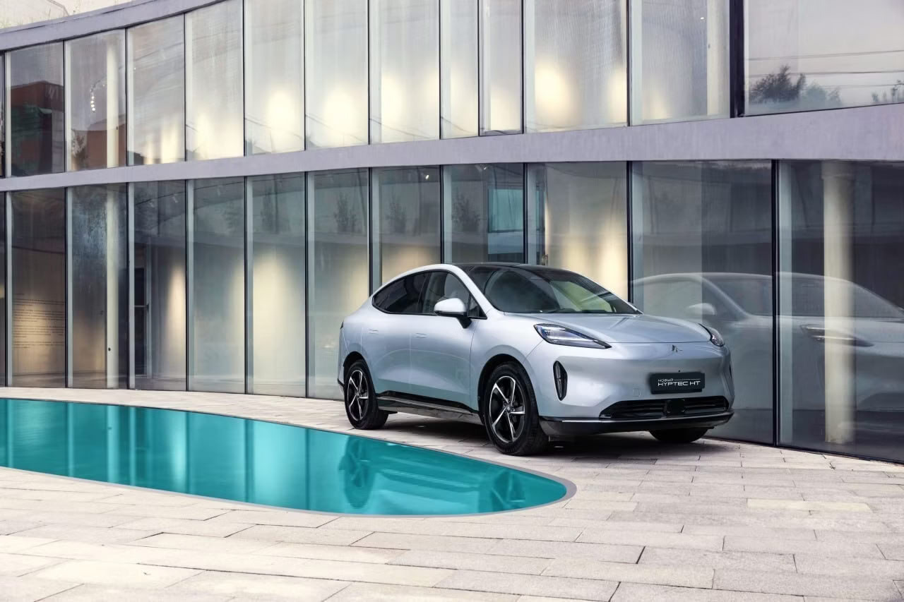Новый GAC Hyptec HT появится у дилеров летом 2026 года и станет конкурентом Tesla