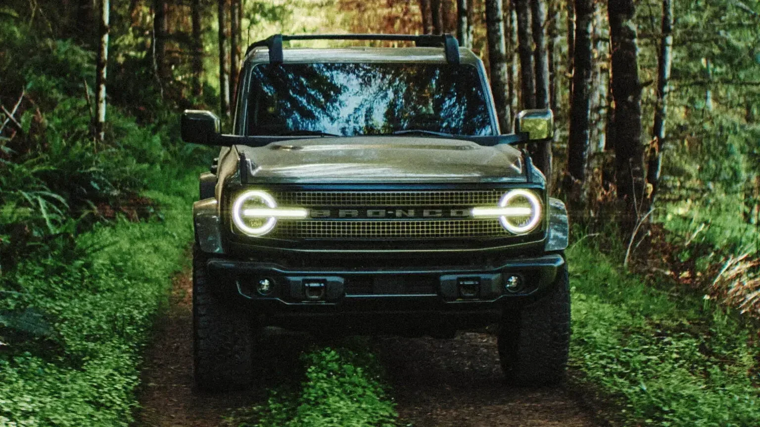 Ford готовит конкурента пикапа Jeep Gladiator на базе Bronco