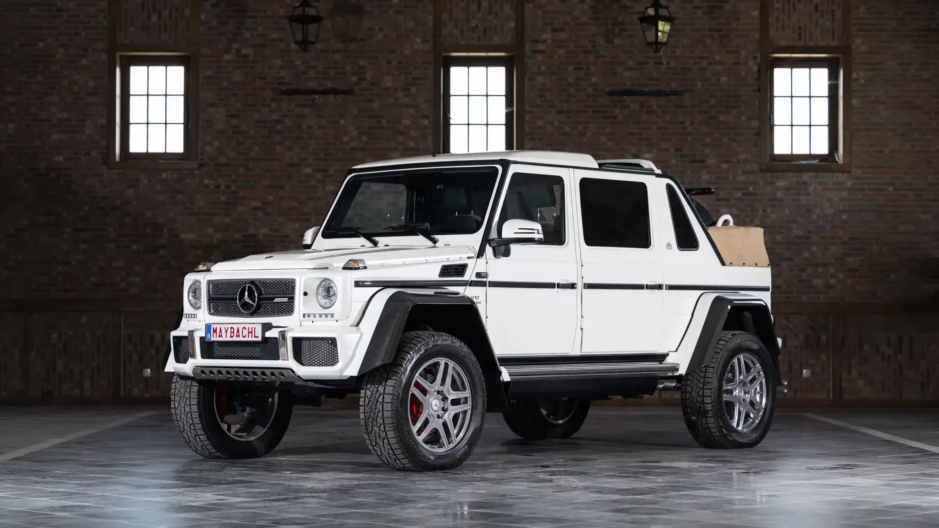 Редчайший Mercedes G-Class от Maybach выставили на продажу