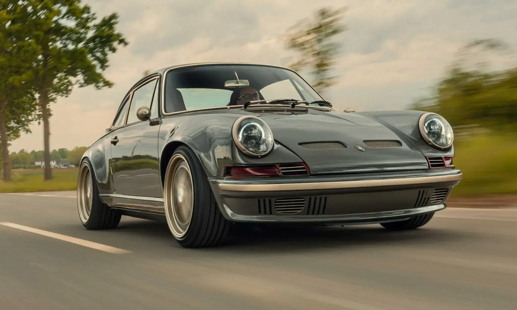 Ателье Techart превратило винтажный Porsche 911 в машину на каждый день