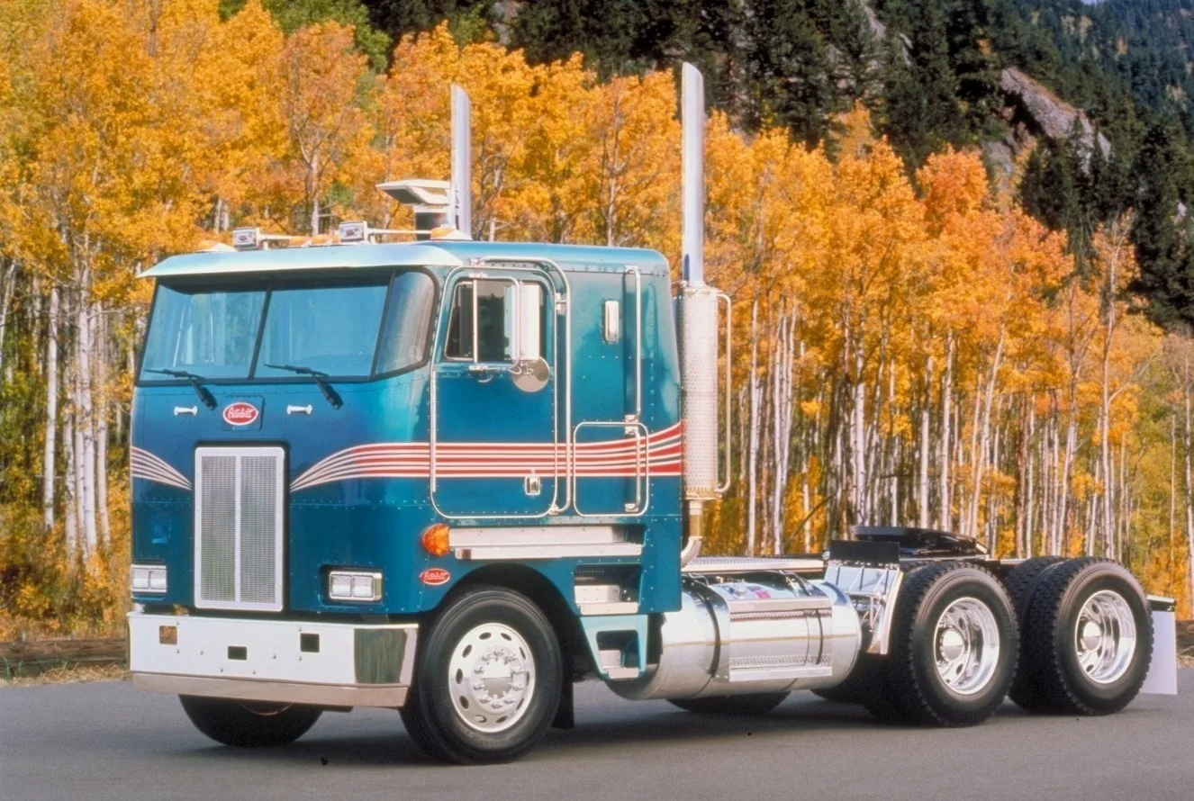 Бескапотная Америка: как Peterbilt покорил хайвеи США