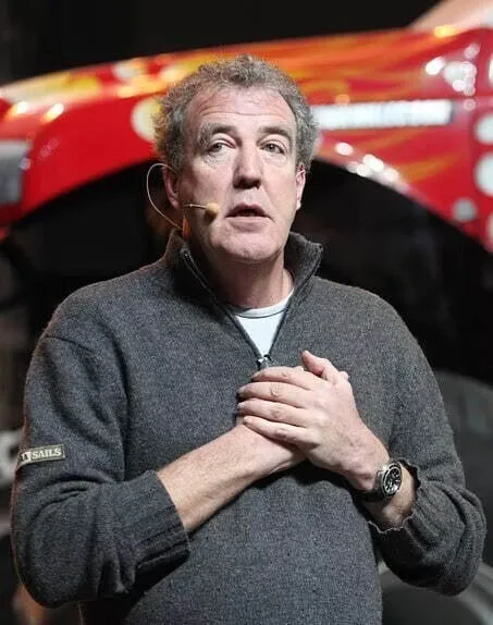 Бывший ведущий шоу Top Gear Кларксон продаст машины из своей коллекции