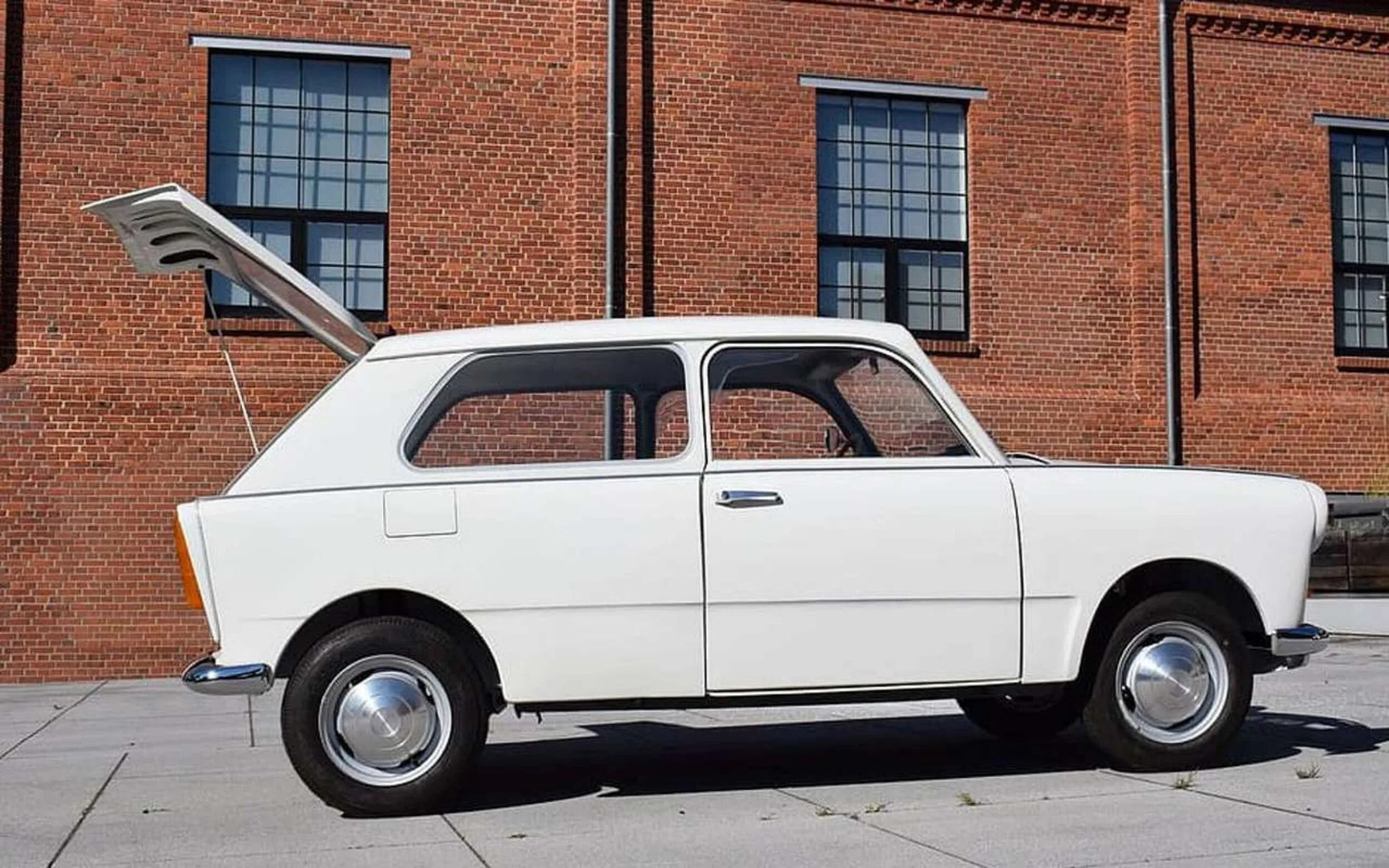 Как ГДР тайно построила Trabant с двигателем Ванкеля и сама же его похоронила
