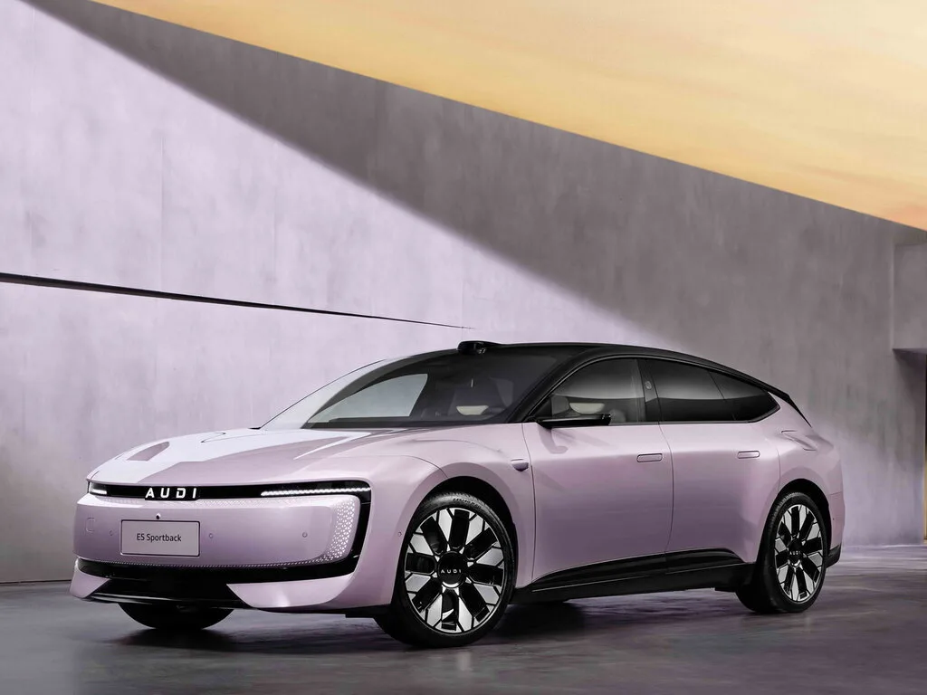 Немцы открыли свой «параллельный импорт», и начали ввозить Audi из Китая