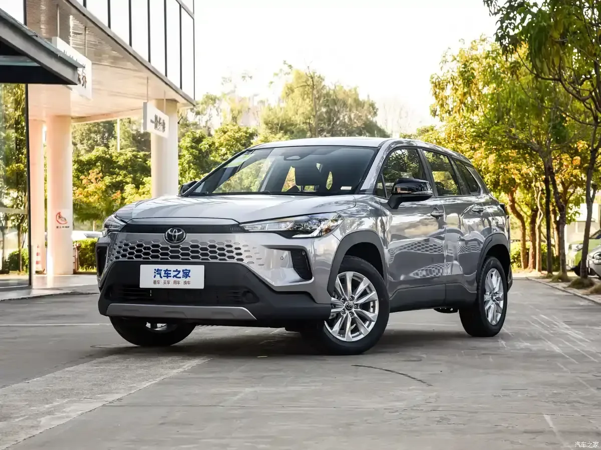Toyota, Geely и Volkswagen: какие кроссоверы покупают жители Китая