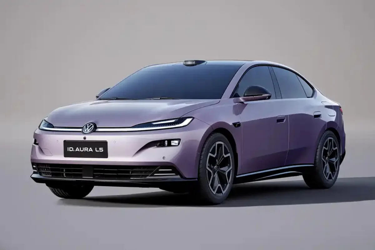 Aura, но не Lada: Volkswagen показал новый лифтбэк
