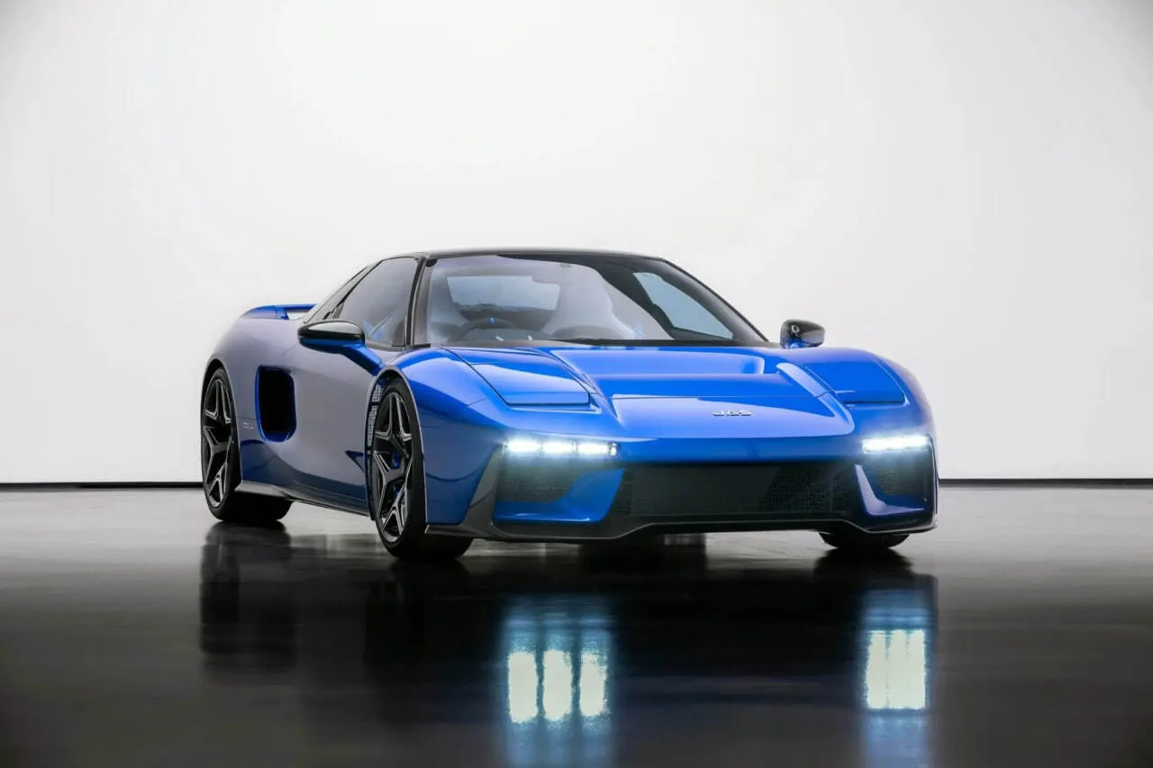 JAS и Pininfarina представили рестомод Honda за 85 млн рублей
