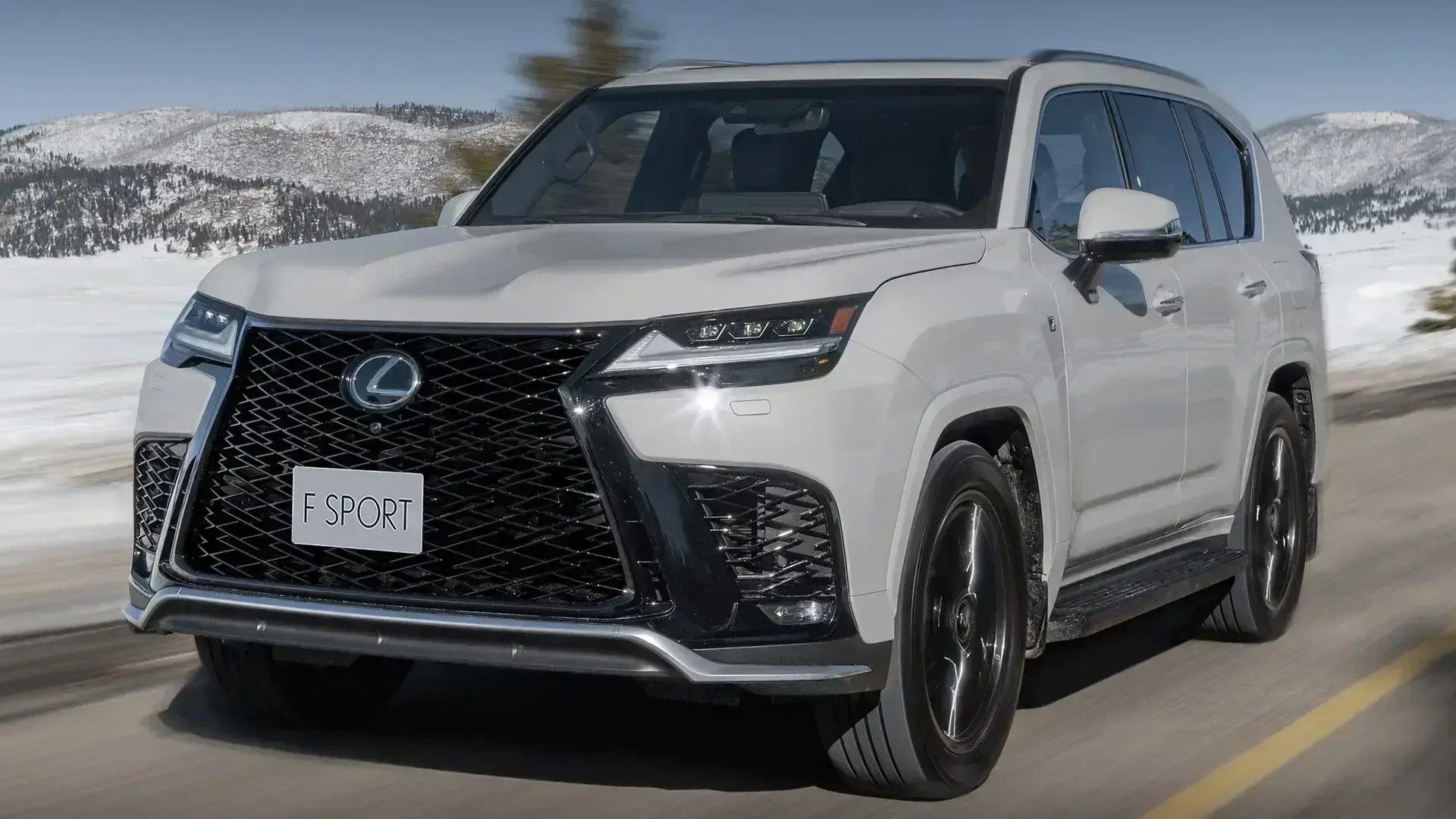 Первый в истории: Lexus выпустил спортивную версию рамного LX