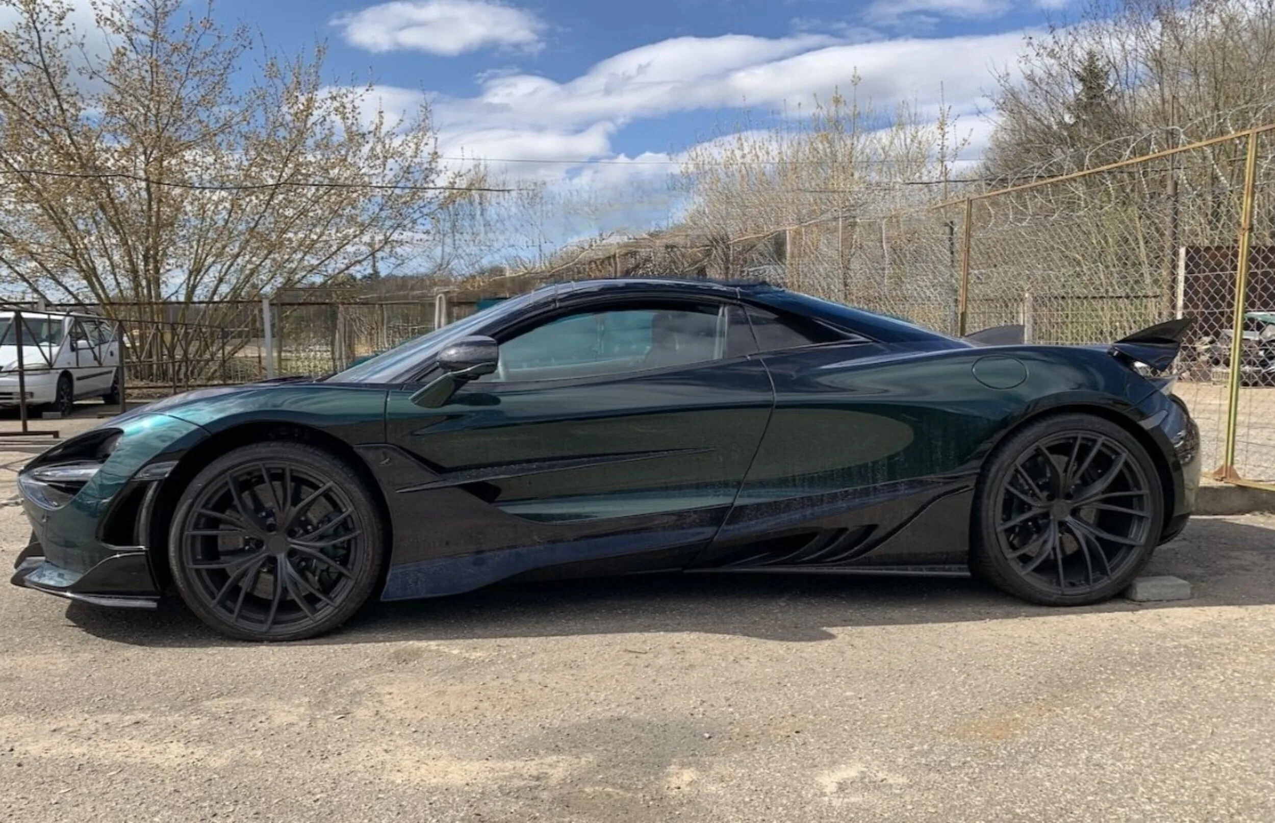 В Белорусии никто не хочет купить конфискованный McLaren за 23 млн рублей