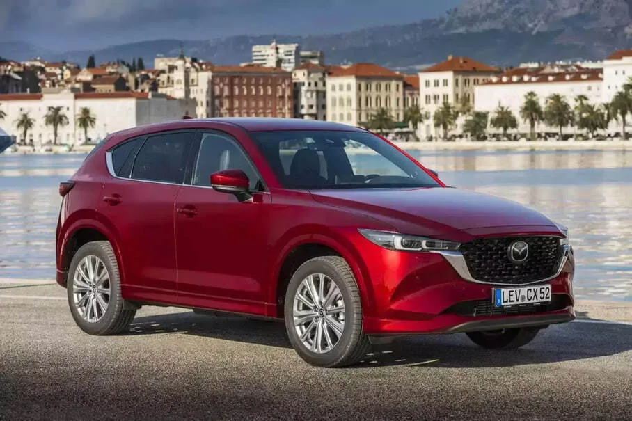 В России резко выросли продажи Mazda