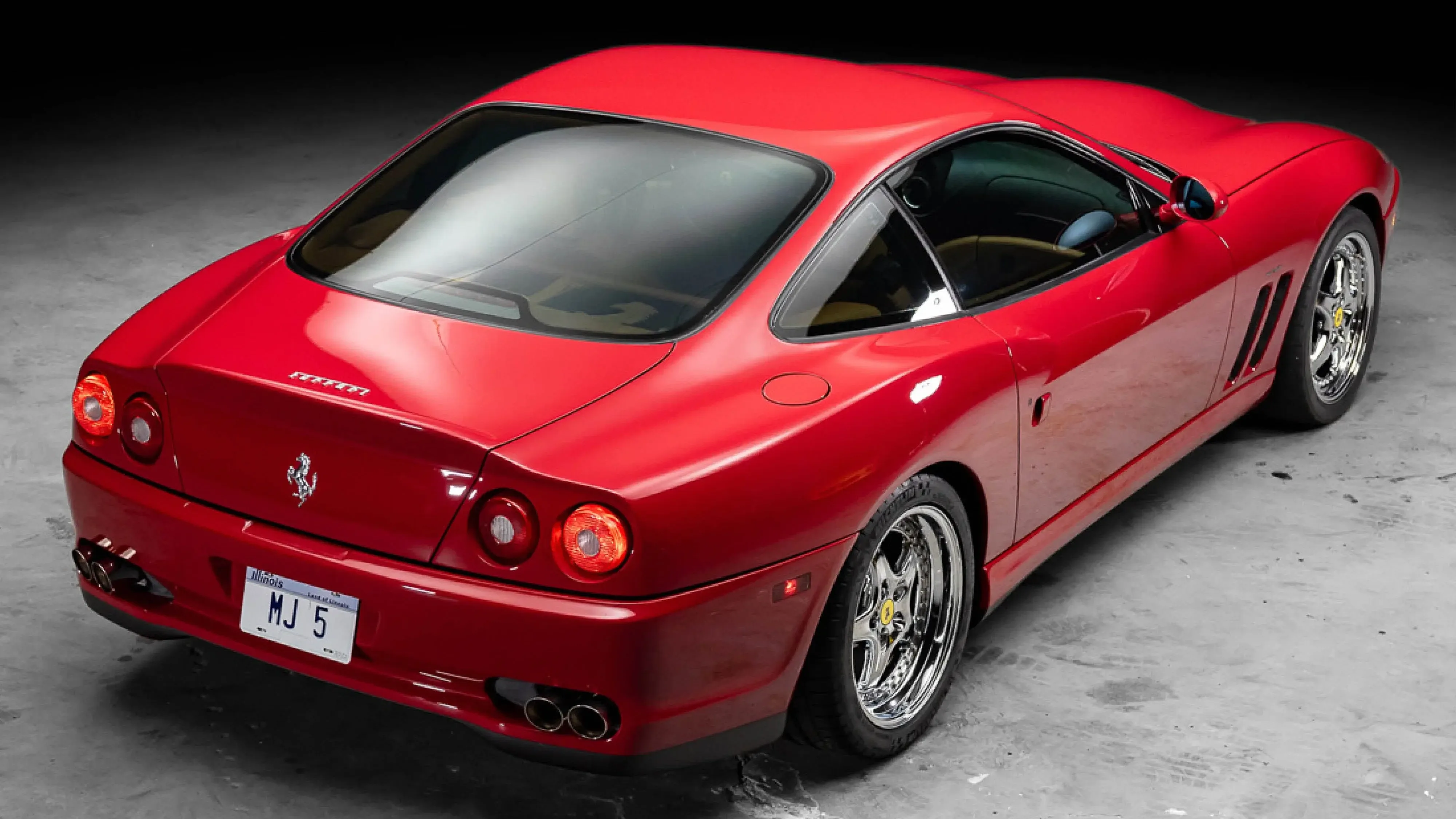Внезапно нашедшийся Ferrari Майкла Джордана продали за рекордную сумму